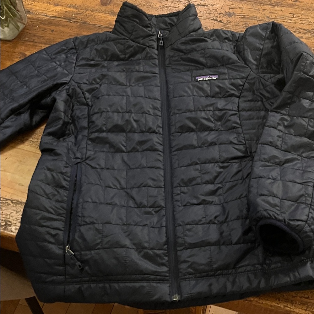 Women’s Patagonia navy blue Patagonia jacket